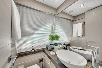 92' Ferretti Custom Yacht _D'Vinci_-22