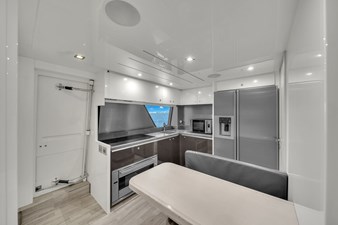 92' Ferretti Custom Yacht _D'Vinci_-61