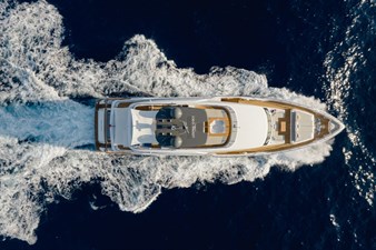 THE YACHT -CL NAVETTA 33 (3)