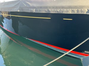 Shiny hull