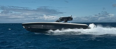 TECHNOHULL 38 GRAND SPORT YACHT FOR SALE (2)