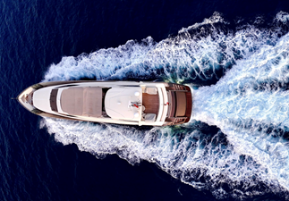 Riva 115 athena exterior