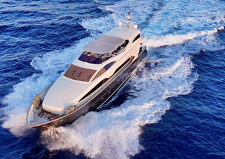 Riva 115 athena exterior