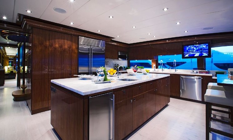 2013 Hargrave 125 Raised Pilothouse