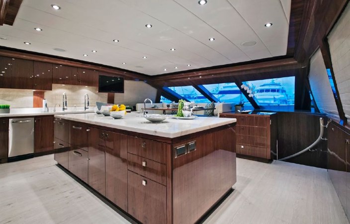 2013 Hargrave 125 Raised Pilothouse