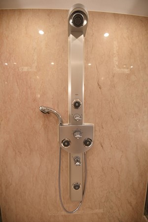 2013 Hargrave 125 Raised Pilothouse