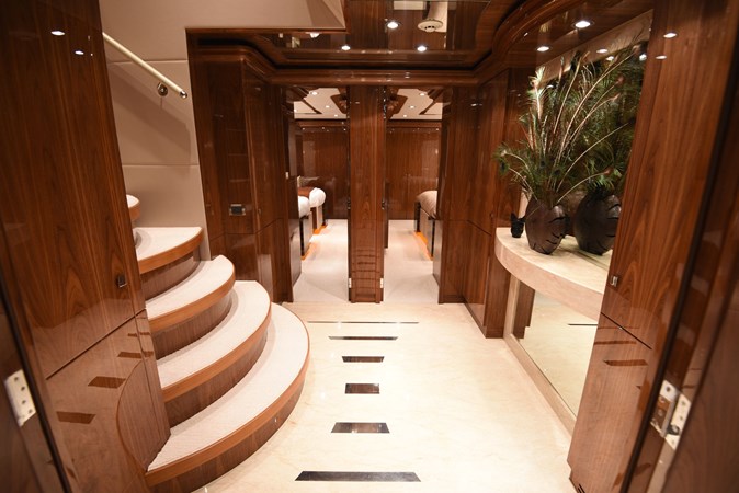 2013 Hargrave 125 Raised Pilothouse