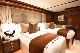 2013 Hargrave 125 Raised Pilothouse