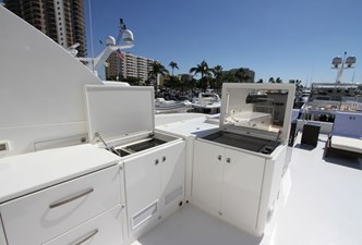 2013 Hargrave 125 Raised Pilothouse