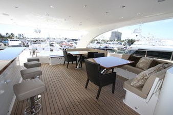 2013 Hargrave 125 Raised Pilothouse