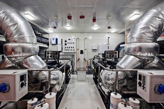 2013 Hargrave 125 Raised Pilothouse