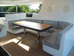 Starboard side settee