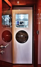 045 - Engine room entrance