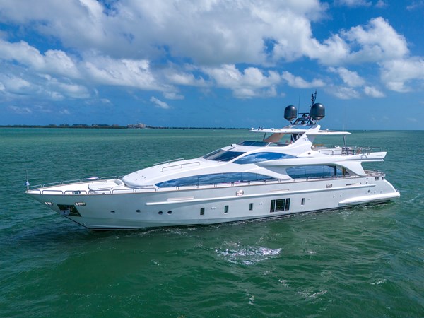 105' Azimut _ Drone-25