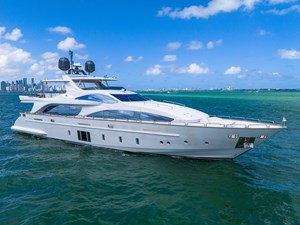 105' Azimut _ Drone-3
