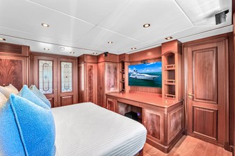 105' Azimut-33