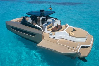 HUTTER YACHTS MONEYPENNY CATAMARAN FOR SALE