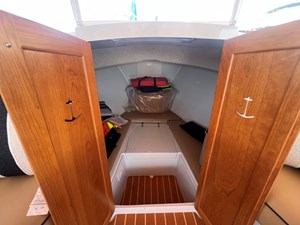 Forward Head/Cuddy cabin with cushions