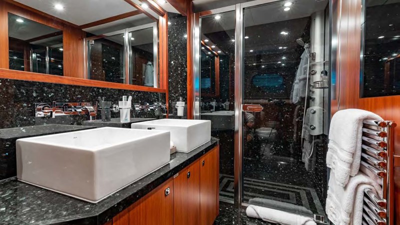 2009 Sunseeker 37 Metre Yacht