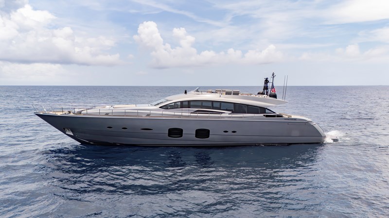 YachtsBlue-108-Pershing-2021-For Sale-3