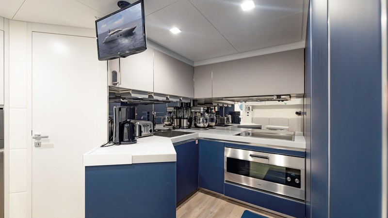 YachtsBlue-108-Pershing-2021-For Sale-93