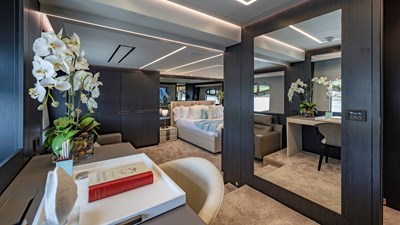 YachtsBlue-108-Pershing-2021-For Sale-62