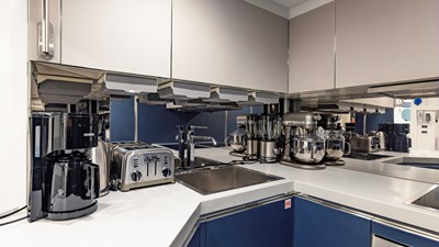 YachtsBlue-108-Pershing-2021-For Sale-94