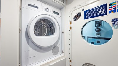 YachtsBlue-108-Pershing-2021-For Sale-102