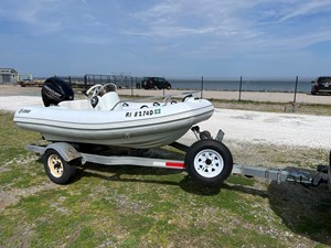 2006 American Tug 41: Dinghy on Trailer