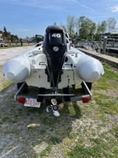 2006 American Tug 41: Outboard Engine