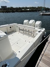 2015 Boston Whaler 350 Outrage