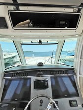 2015 Boston Whaler 350 Outrage