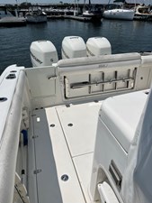 2015 Boston Whaler 350 Outrage