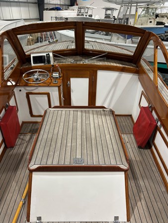 Forest E Johnson Prowler 24_Cockpit