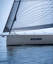 YYachts-Y7-Serenity-Sail