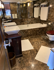 4. Trafalgar Guest Bathroom