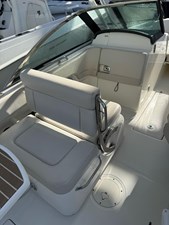 2020 Boston Whaler 230 Vantage