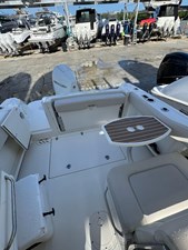 2020 Boston Whaler 230 Vantage
