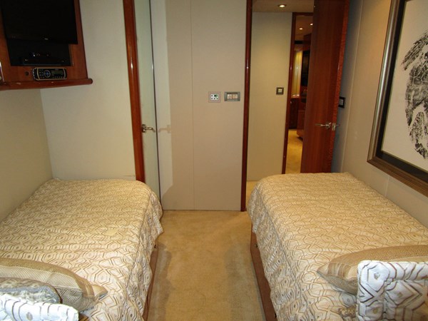 Starboard Twin Cabin