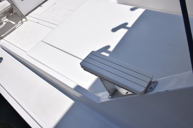 Custom side step in lieu of bridge ladder