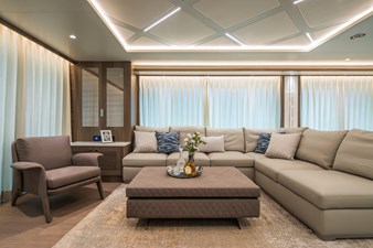 Horizon FD90 Hull 34 salon with custom coffee table and sofa.