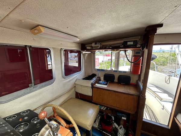 PILOTHOUSE LOOKING AFT
