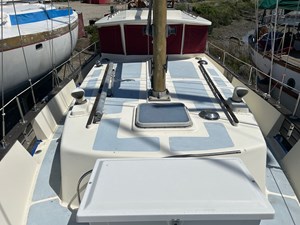 CABIN TOP LOOKING AFT