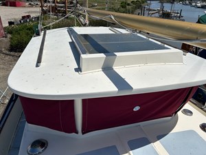 PILOTHOUSE TOP