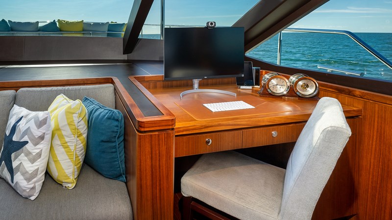 Galley Lounge / Office Area