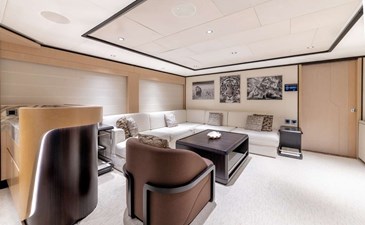Majesty Yacht 120 (BEAUTY)