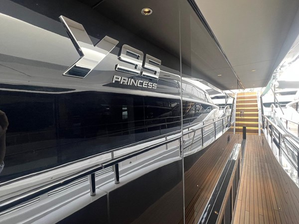 Princess Y95 Side Deck