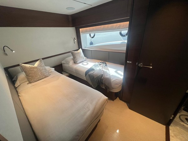 Princess Y95 Lower Deck Port Cabin