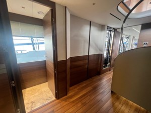 Princess Y95 Main Deck Day Head