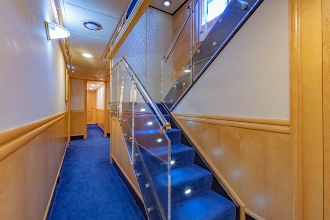 30. Alloy Yachts 1997 (Fortune Elephant)